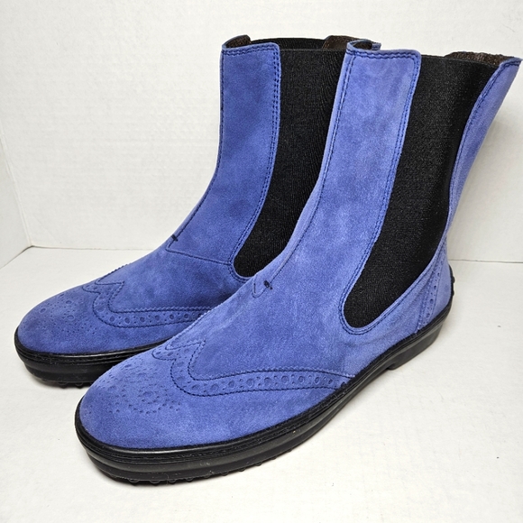 Tod's Chelsea Wingtip Women's Blue Suede Boots Ankle Driving Pull On - Picture 1 of 11